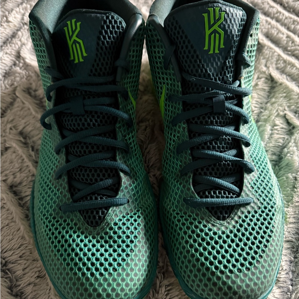 Nike Kyrie Irving 1 Australia